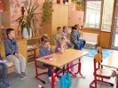 MŠ - Návštěva 1. třídy ZŠ, modrá a barevná třída (11. 4. 2017)